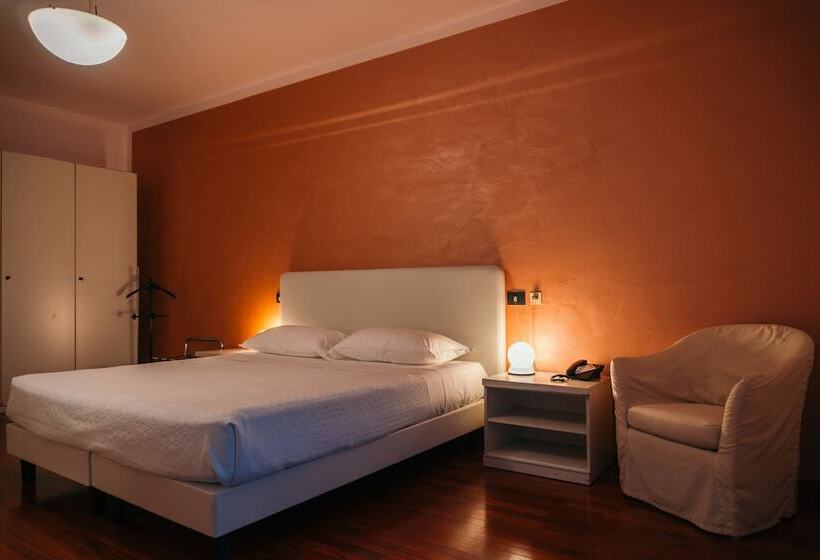 سوییت, Residence Hotel Torino Uno