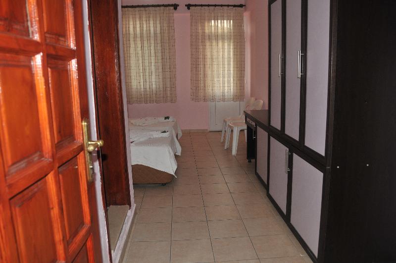 اتاق استاندارد, Tolay Hotel