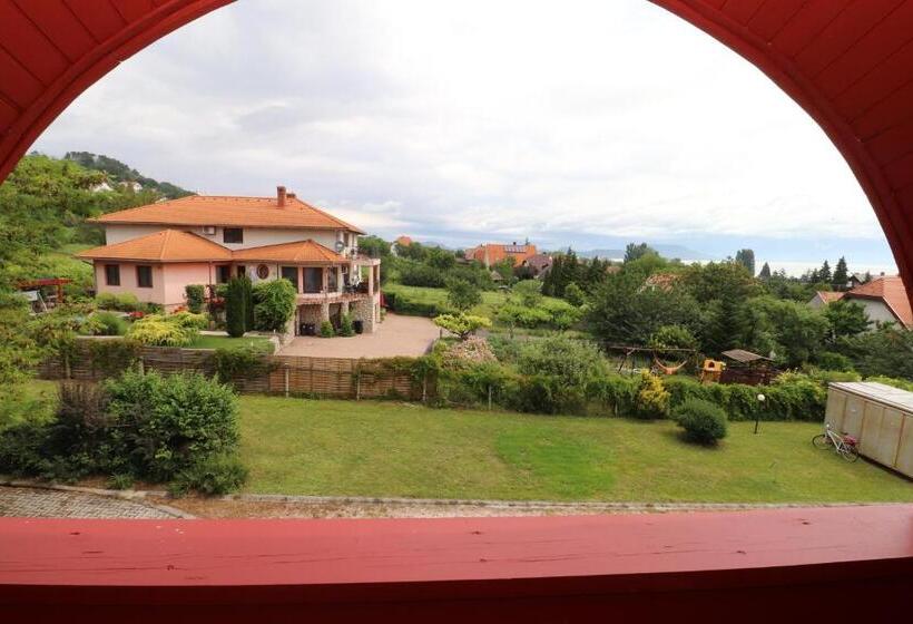 اتاق استاندارد با بالکن, Villa Galagonya I. Ii