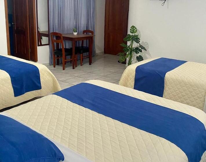 Quarto Triplo Estandar, Del Pacifico
