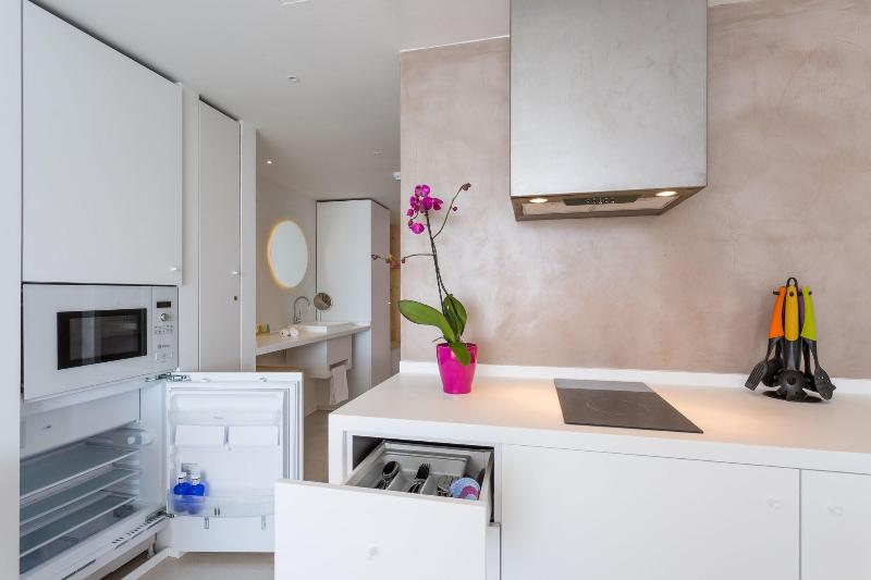 Номер Стандарт Боковой Вид на Море, Alianthos Garden