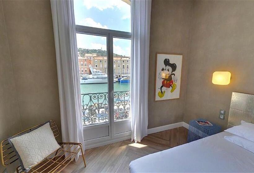 اتاق استاندارد با چشم‌انداز, Hôtel L Orque Bleue