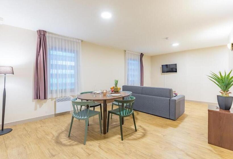 Апартаменты 1 Спальня, Appart City Classic Angoulême Centre