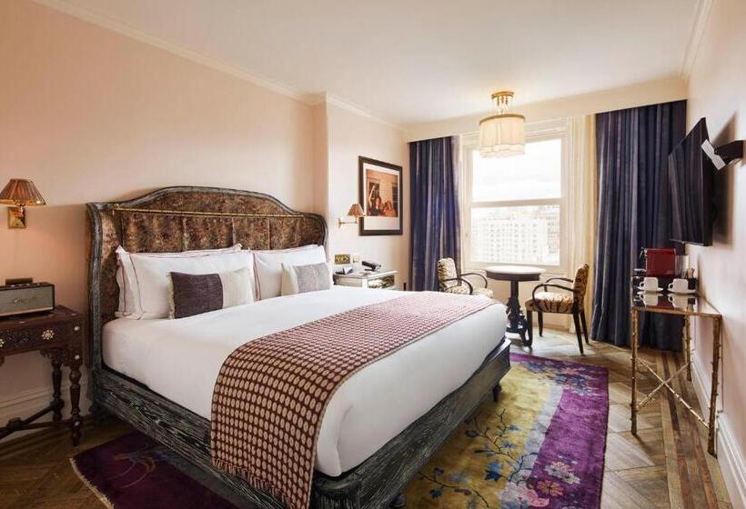 اتاق لوکس, The Hotel Chelsea