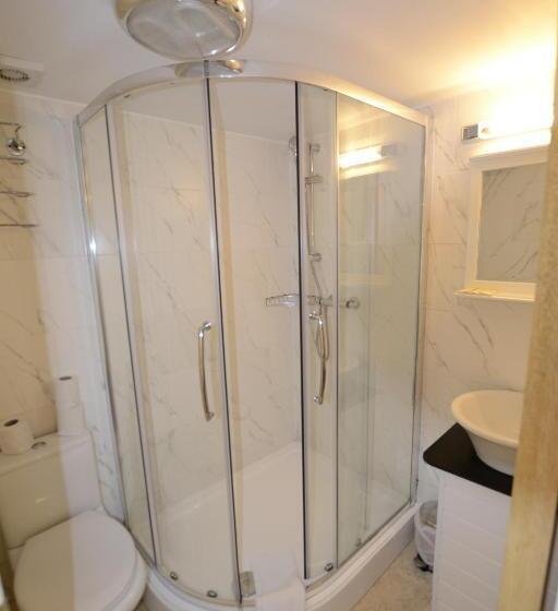 اتاق استاندارد, Cranbrook