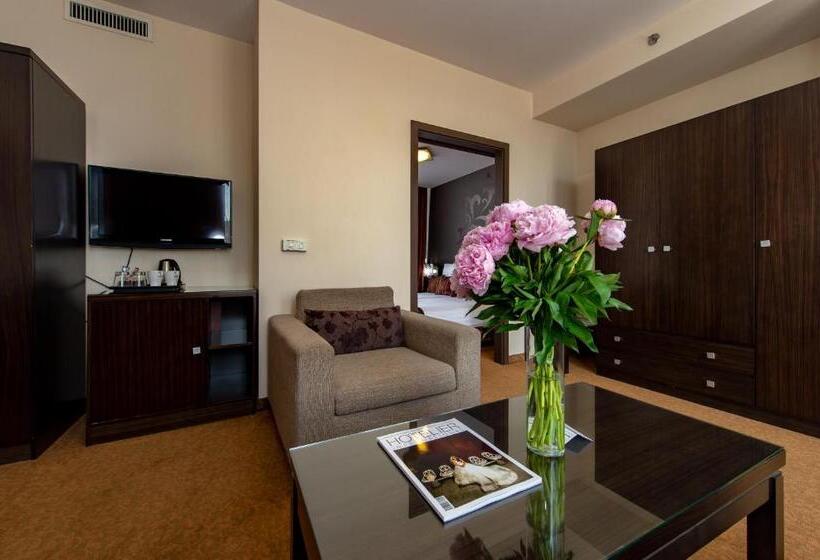 套房, Regnum Residence