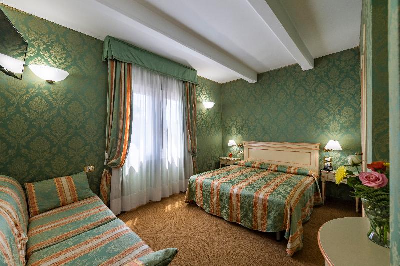 اتاق سوپریور, Villa Delle Palme