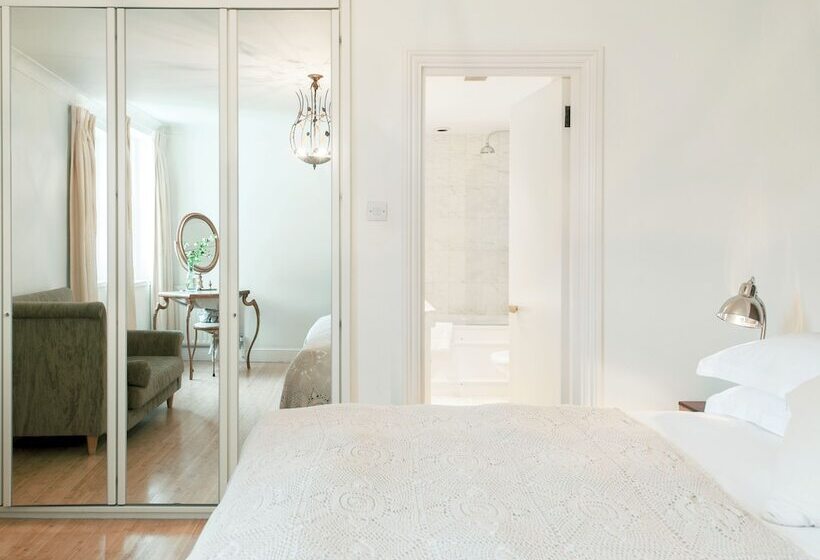 Апартаменты 2 Спальни, Europa House Apartments