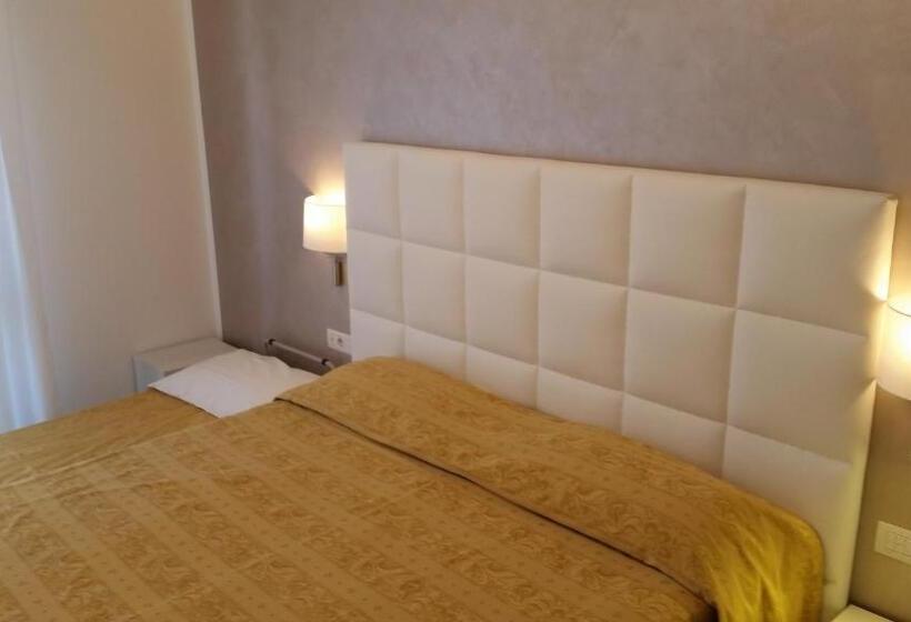 Quarto Superior, Acapulco