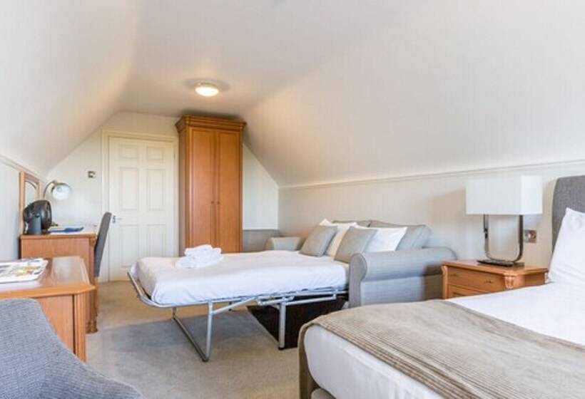 Семейный Номер, De Rougemont Manor Hotel & Suites