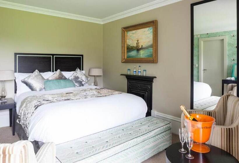 Номер Стандарт, The Cornwall Hotel Spa & Lodges