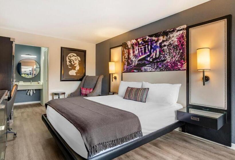 اتاق استاندارد با تخت بزرگ برای معلولان, Heights House Hotel, Ascend Hotel Collection