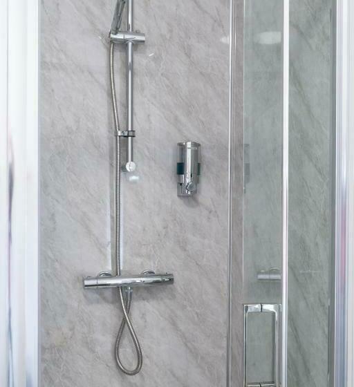 اتاق سوپریور یک تخته, Bricksage Rooms, King S Lynn South Gate