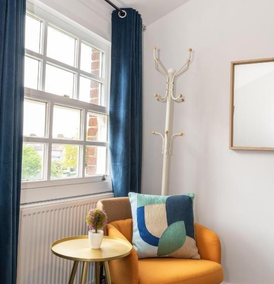 اتاق سوپریور, Bricksage Rooms, King S Lynn South Gate