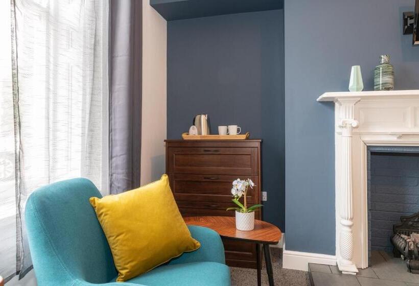 اتاق استاندارد با تخت بزرگ, Bricksage Rooms, King S Lynn South Gate