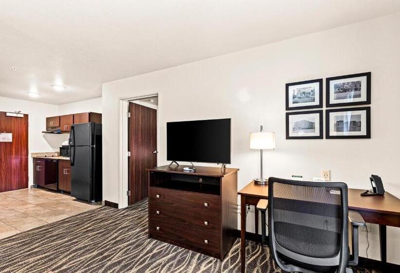 Люкс, Cobblestone Hotel & Suites   Superior Duluth