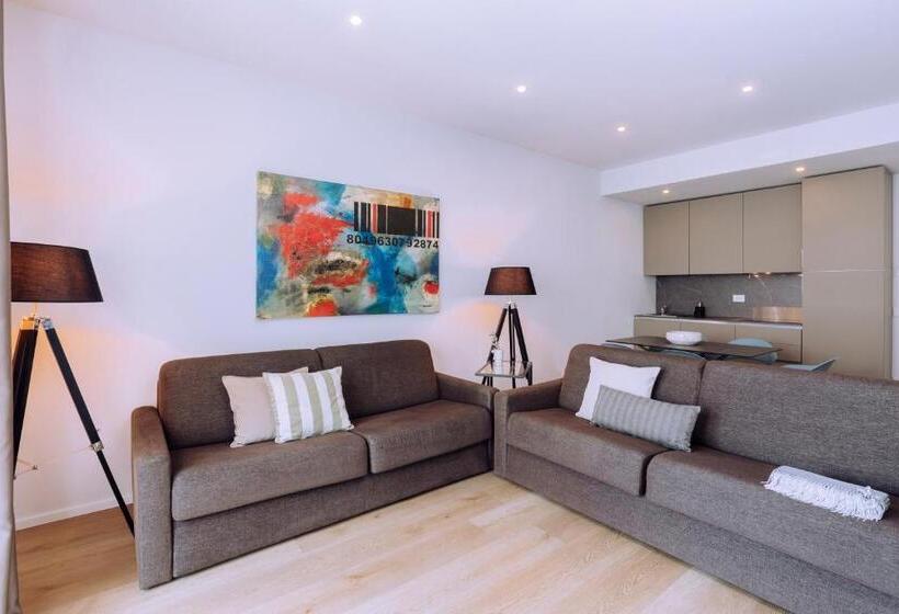 Люкс с Балконом, Ah Porticcioli Boutique Apartments