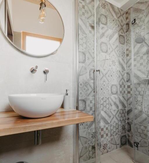 Четырехместный Номер Deluxe, La Tana Del Lupo B&b, Family And Outdoor Sports