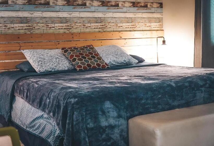 Quarto Economy, Hollywood Light Haven Lodge