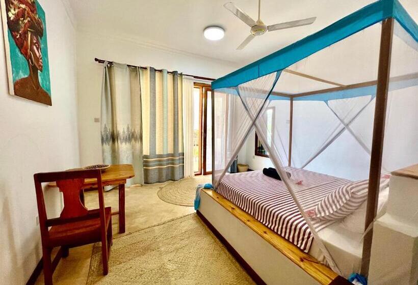 اتاق استاندارد با چشم‌انداز دریا, Chikachika Beach B&b