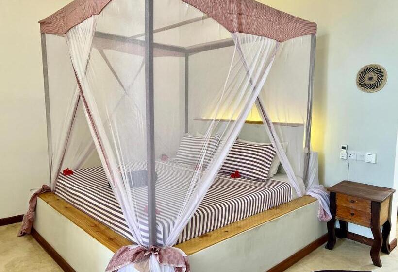 اتاق لوکس با چشم‌انداز دریا, Chikachika Beach B&b