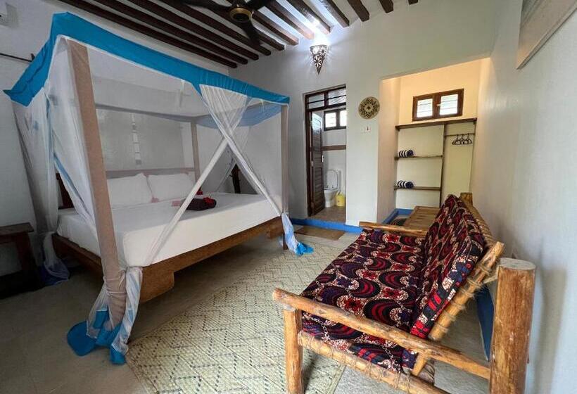 اتاق استاندارد با چشم‌انداز باغ, Chikachika Beach B&b