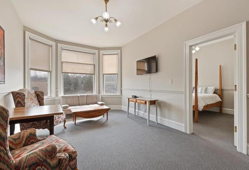 Люкс Повышенной Комфортности, The Audubon Inn Llc