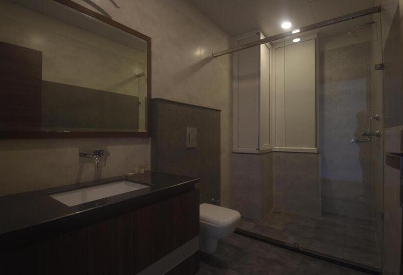 غرفة قياسية سرير كينج, Ka10 Square Hotel & Banquets