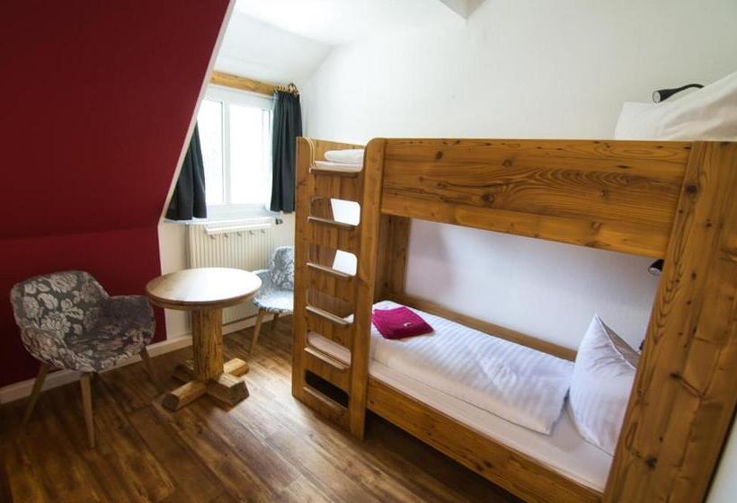 Студия Стандарт, Berghotel Bärenstein
