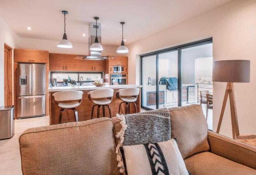 آپارتمان 1 خوابه با چشم‌انداز دریا, Cerritos Surf Residences