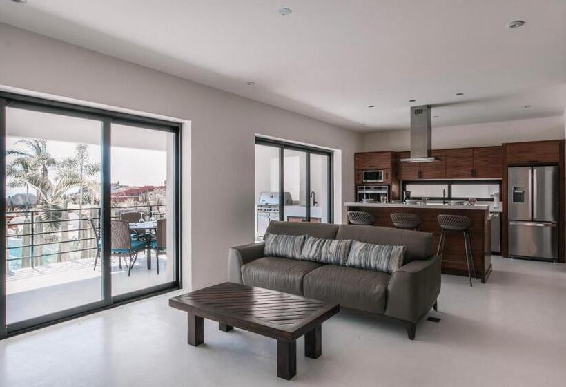 آپارتمان 1 خوابه با چشم‌انداز استخر, Cerritos Surf Residences