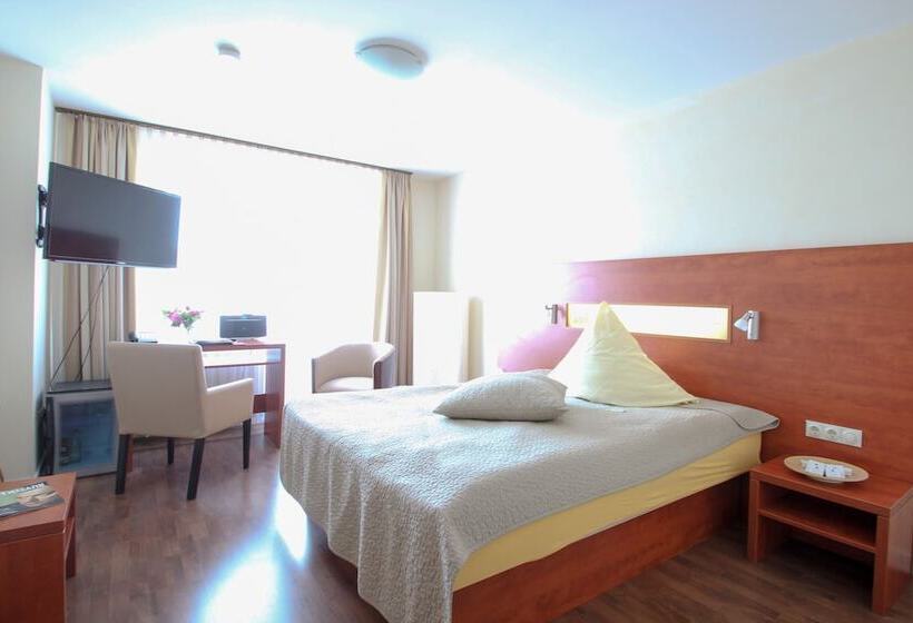 Номер Стандарт, Parkhotel Emstaler Höhe
