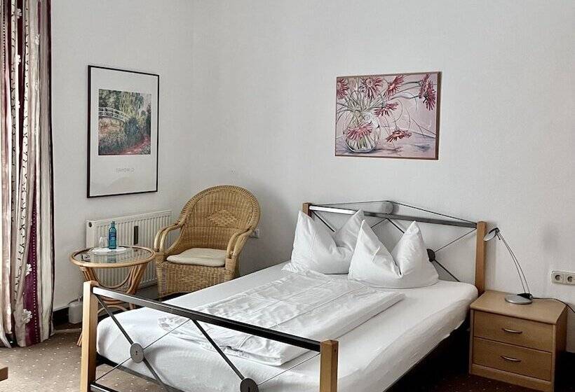 اتاق راحتی یک تخته, Villa Sophienhohe
