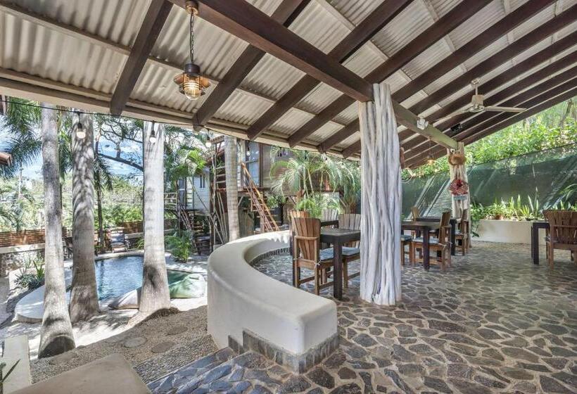 스탠다드 방갈로, The Beach Bungalows   Yoga And Surf House   Adults Only