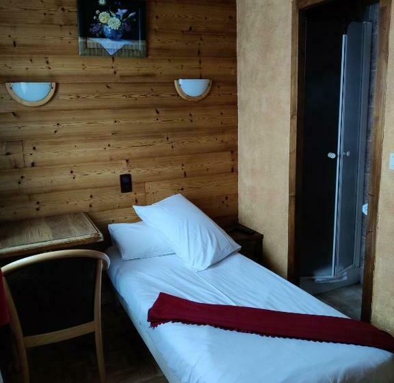 اتاق استاندارد یک نفره, B&b La Seigneurie