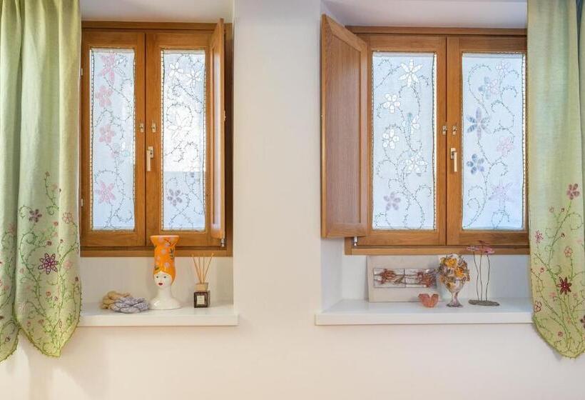 Номер Стандарт Адаптированный для Инвалидов, Casa Flora