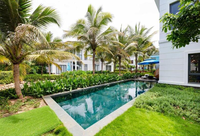 ویلای 3 خوابه با چشم‌انداز باغ, Le Palmier Ho Tram Resort