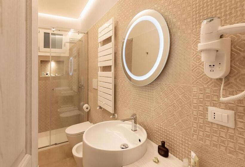 اتاق لوکس, B&b Il Cortiletto