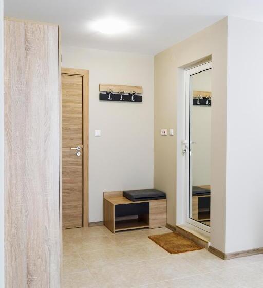 经济房, Family Hotel   City Hotel Yambol