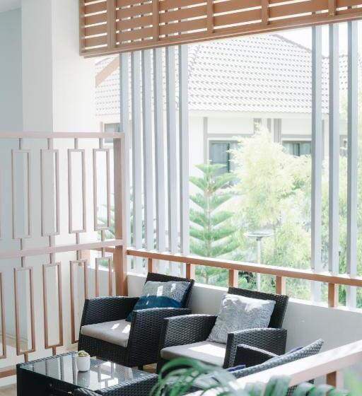 غرفة قياسية, Annahouse