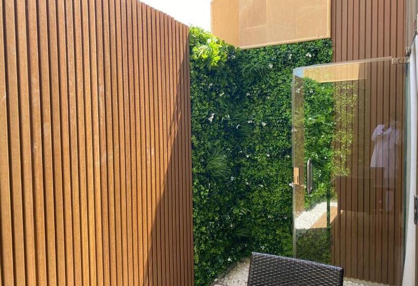 Suite con Balcone, Kayan Al Taif