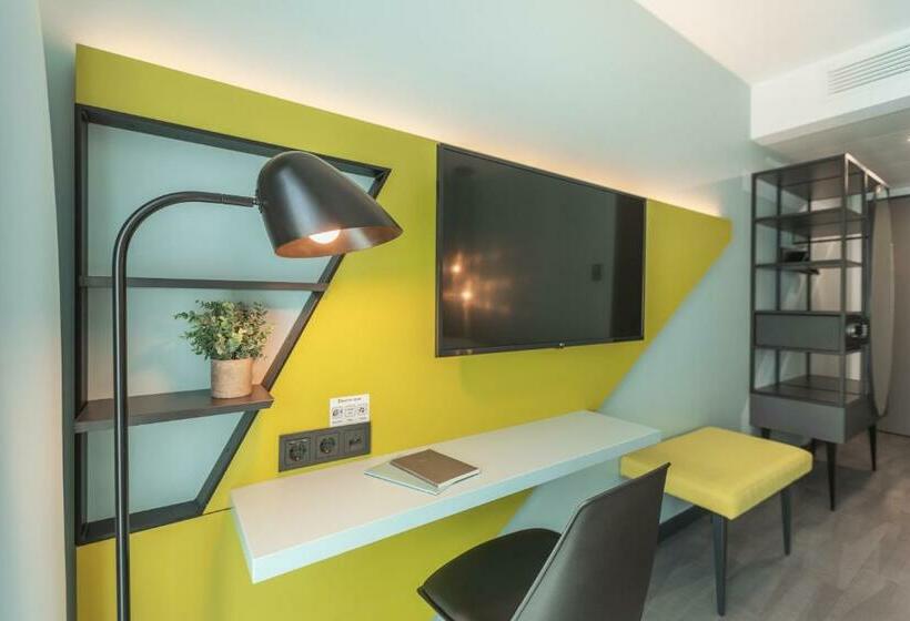 חדר סטנדרט, Holiday Inn   The Niu, Seven Dusseldorf Ost, An Ihg