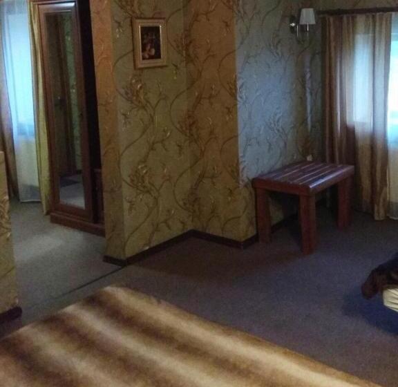 Семейный Номер, Khorol 1 Motel