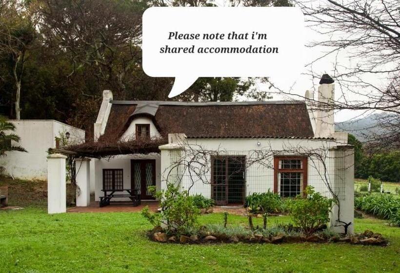 Номер Economy, The Manor House