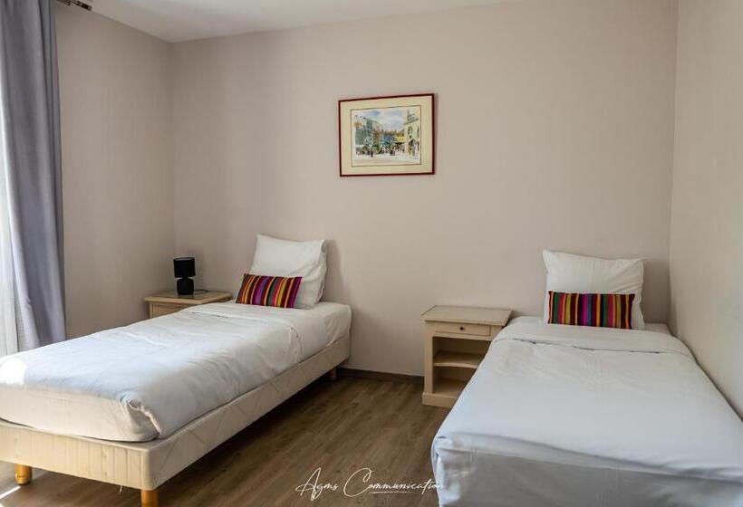 Люкс 2 Спальни, Logis Du Champ De Mars