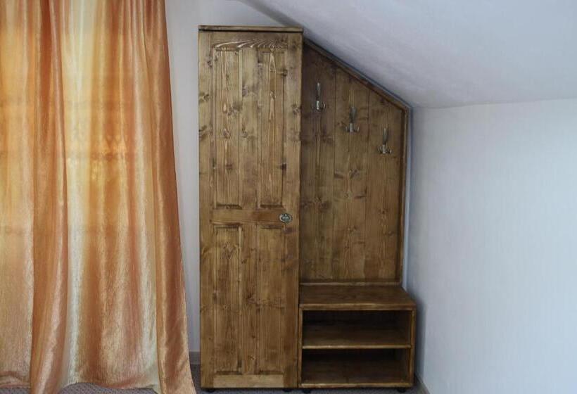 Номер Стандарт Совместная Ванная, La Casa Boierului