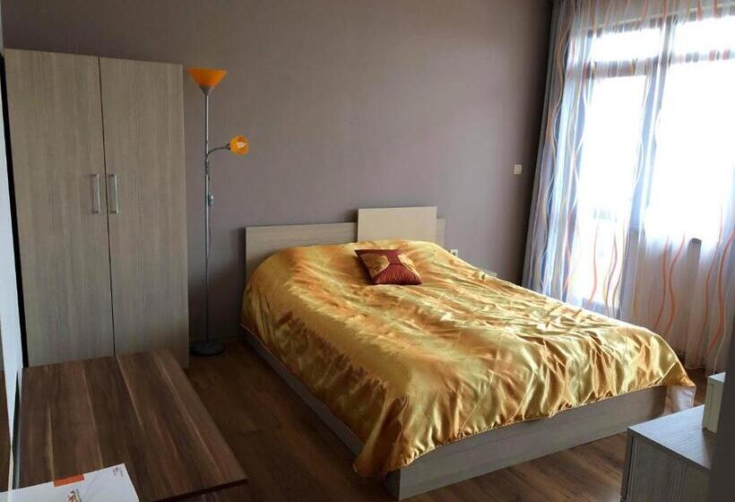 Трехместный Номер Комфорт, Guest House Arima