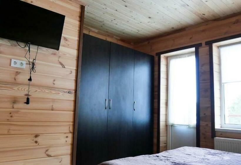 Family Suite, Hirska Kazka
