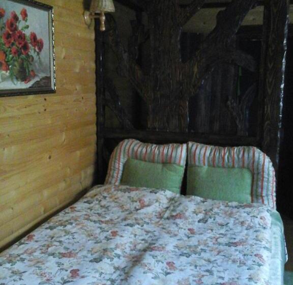 Дом 3 Спальни, коттедж Leleka Vyzhnynsia