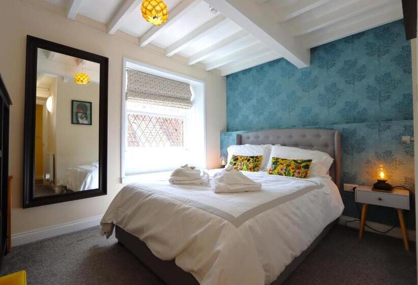 Номер Стандарт, The Little Lion Inn, Red Lion